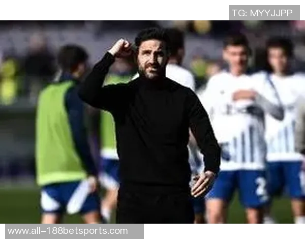 内斯塔调侃小法：若想教意大利人踢球先来教我们如何取悦你