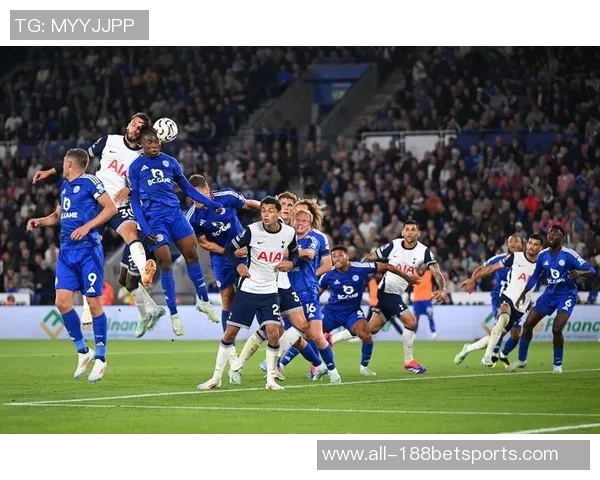 加纳主帅现场观战热刺却遭噩耗库杜斯19分钟伤退无缘非洲杯正赛 加纳主帅现场观战热刺却遭噩耗库杜斯19分钟伤退无缘非洲杯正赛