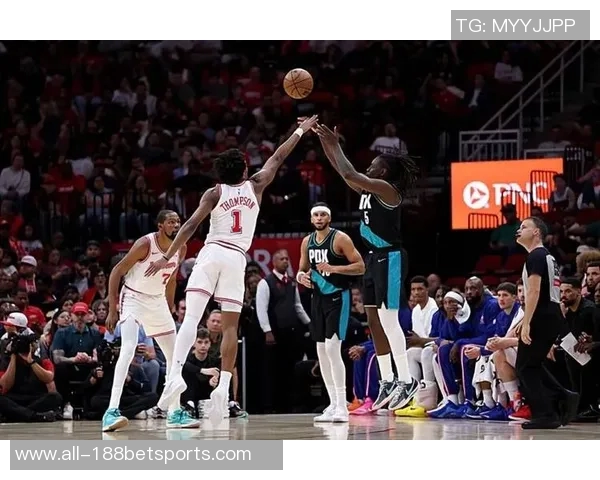 开拓者新阵容亮相霍勒迪亨德森卡马拉格兰特穆雷携手挑战公牛