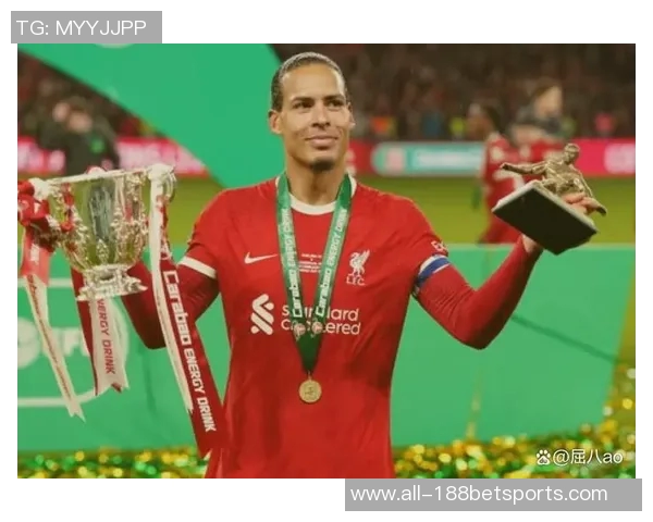 范戴克谈索博未来队长潜力认为他仍需提升领导能力 范戴克谈索博未来队长潜力认为他仍需提升领导能力